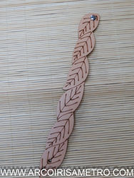 LEAF LEATHER SHAWL PIN