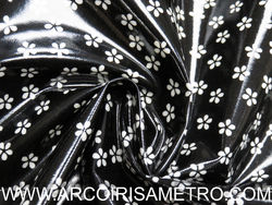 PLASTIFICADO  - Preto com flores